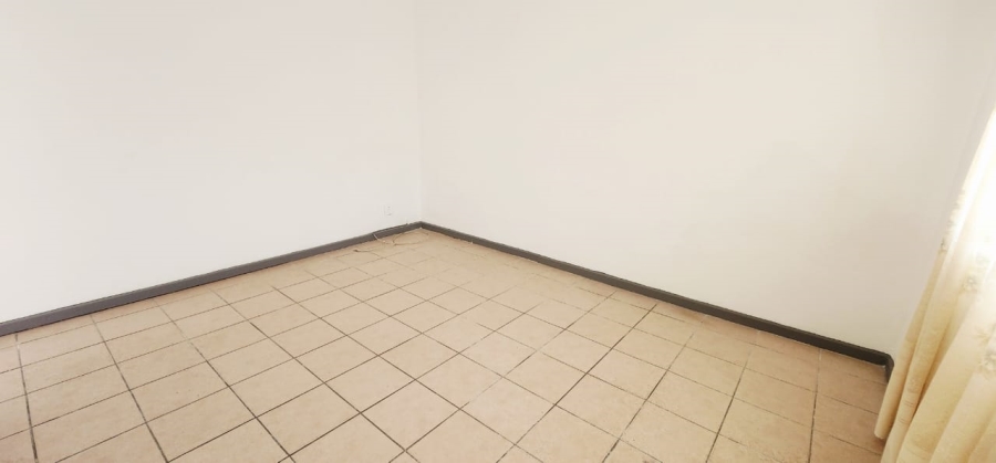 To Let 2 Bedroom Property for Rent in Salt River Western Cape